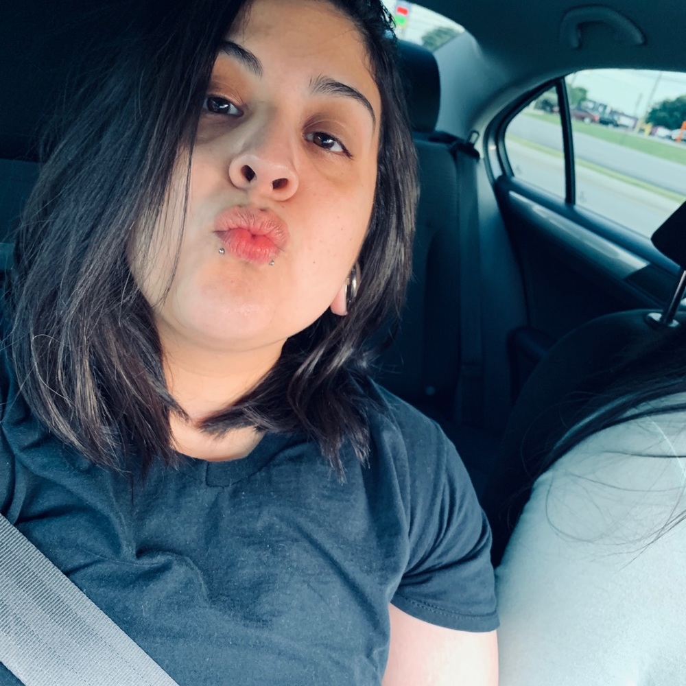 Meet your Posher, Maria